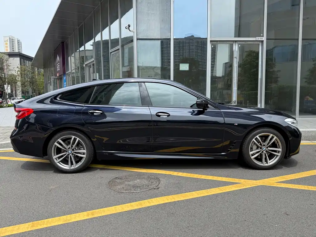 BMW 6 Series GT 630 i M Sport Package