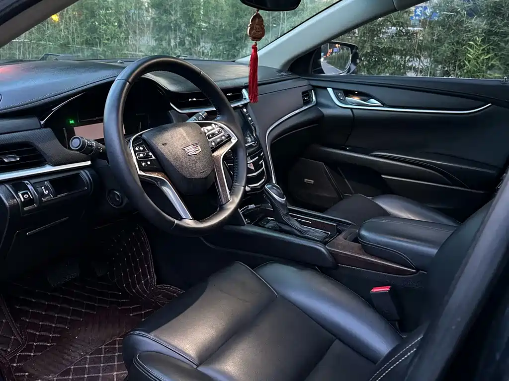 Cadillac XTS 28 T Tech