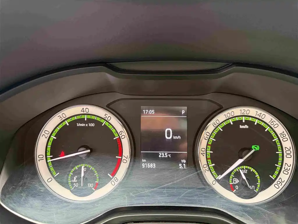 Kodiaq Facelift TSI330 7-seat 2 WD Luxury Tech