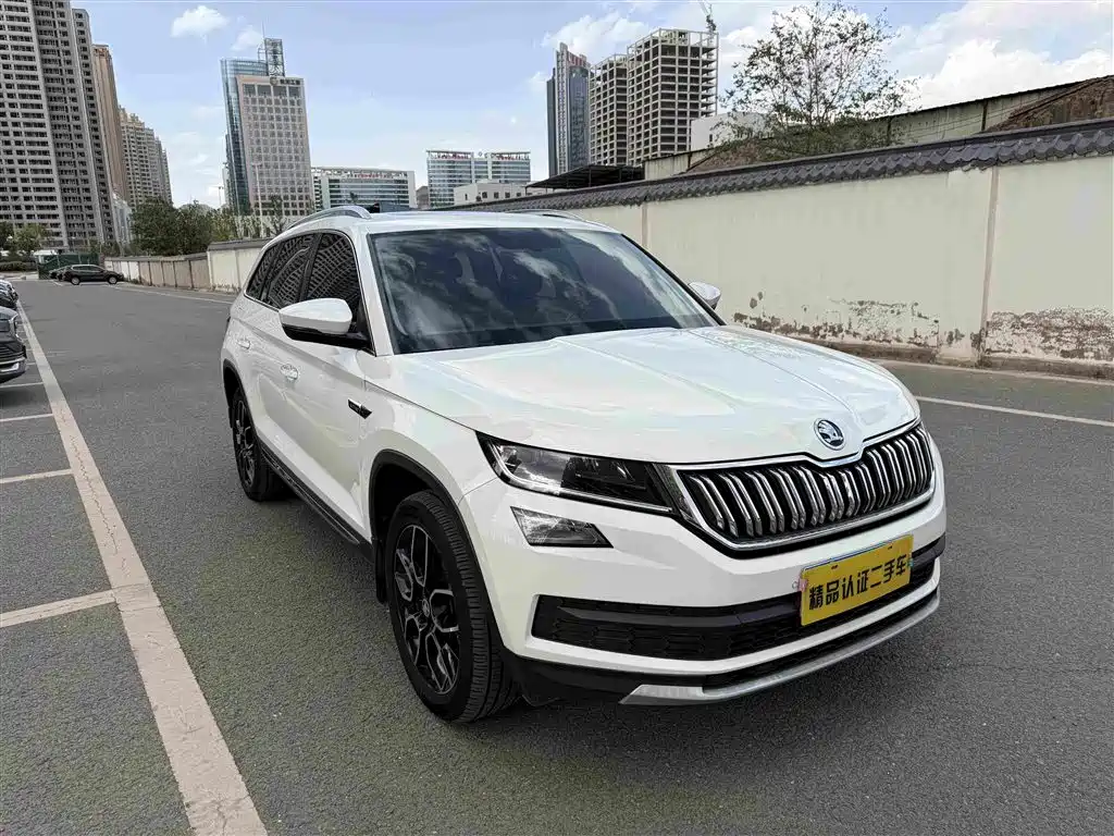 Kodiaq Facelift TSI330 7-seat 2 WD Luxury Tech