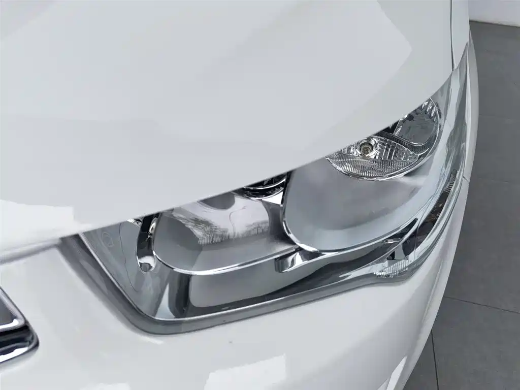 Elysee 1.6 L Auto Fashion