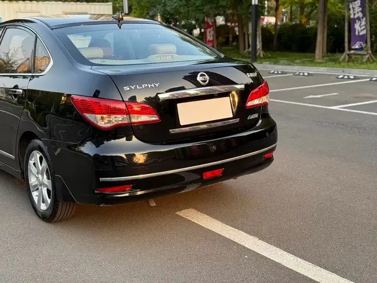 Nissan Sylphy 2.0 XL CVT Luxury