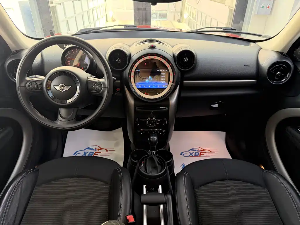 MINI COUNTRYMAN 1.6 T COOPER S ALL4 Gear Fan
