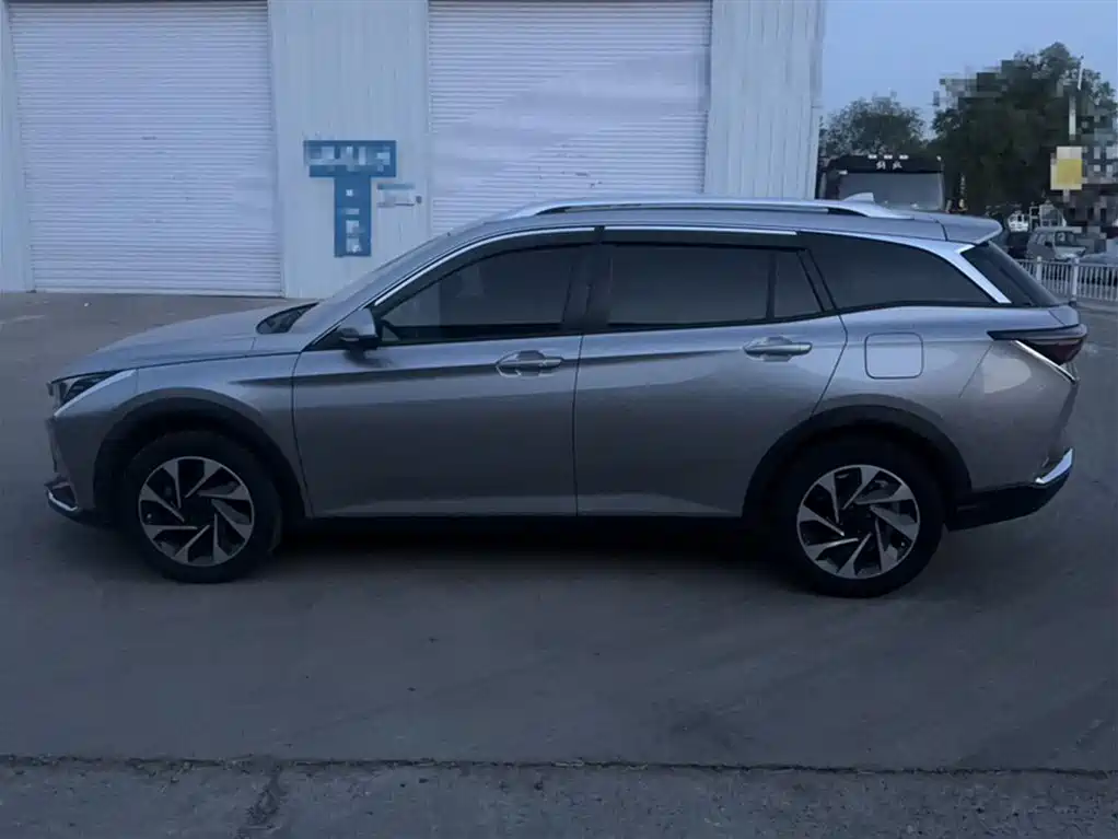 Yixuan GS 230 T Auto