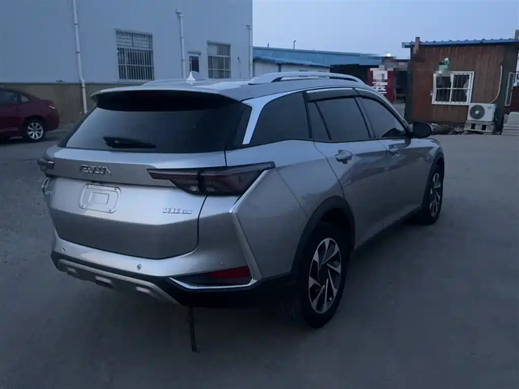 Yixuan GS 230 T Auto
