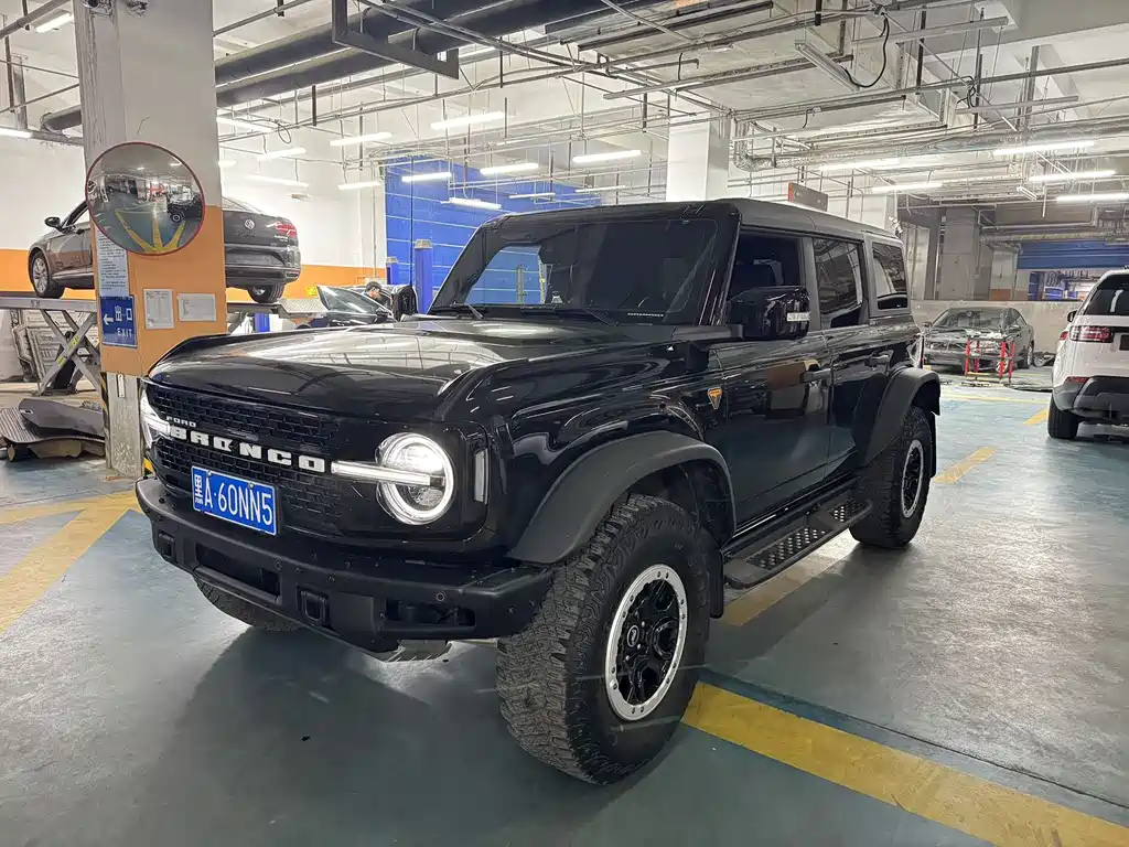 Ford Bronco 2.3 T Badlands
