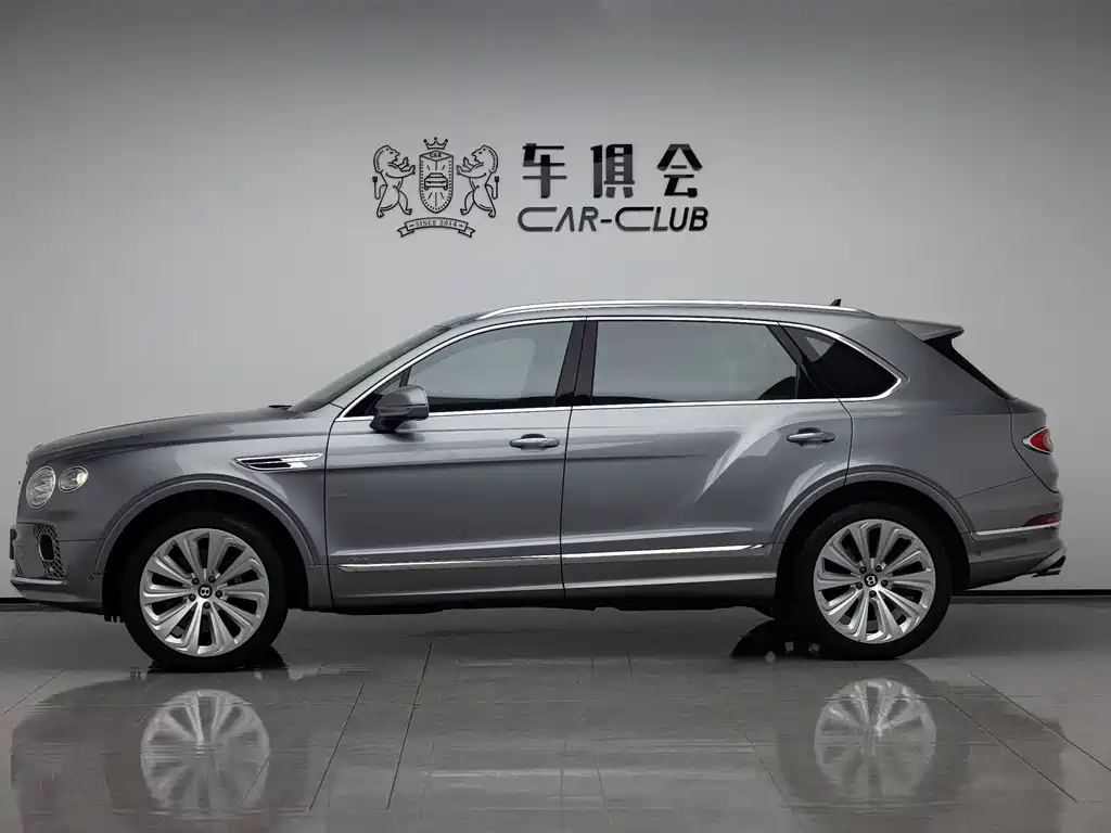 Bentayga 4.0 T V8 LWB Range Elegant Degree