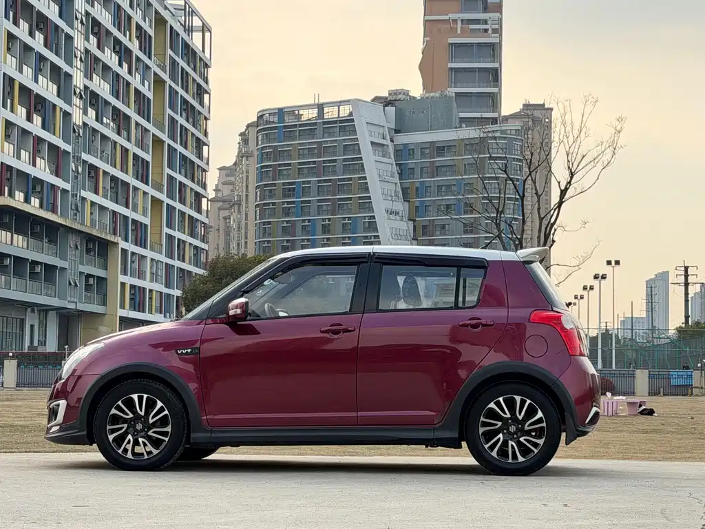 Swift 1.5 L Auto 20 Anniversary Limited