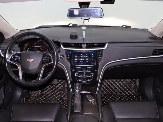 Cadillac XTS 28 T Tech