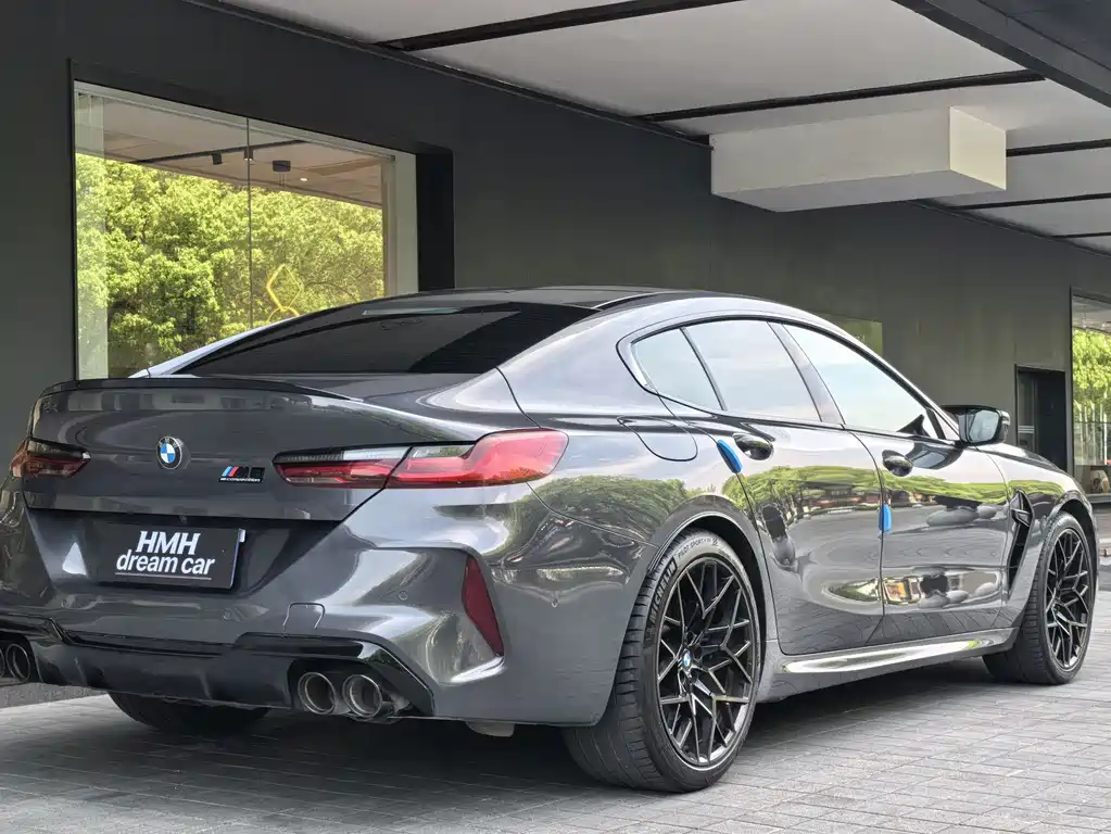 BMW M8 M8 4-door Coupe Thunder