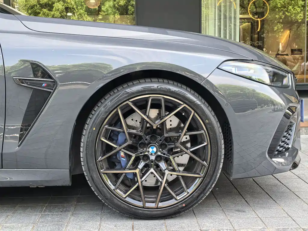 BMW M8 M8 4-door Coupe Thunder
