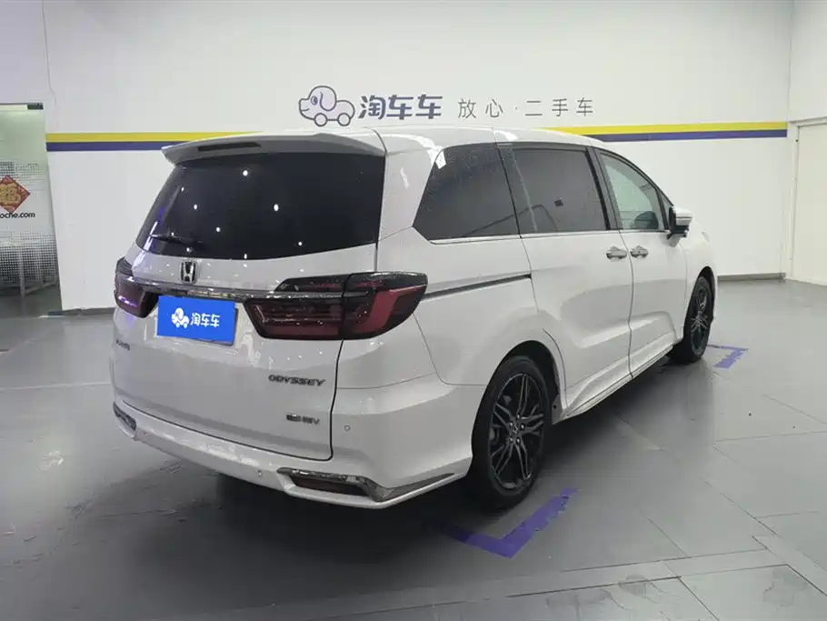 Odyssey 2.0 L e:HEV Sharp· Shine Enjoyment