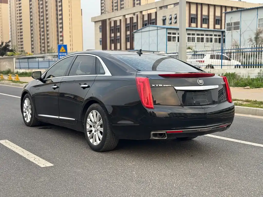 Cadillac XTS 28 T Elite