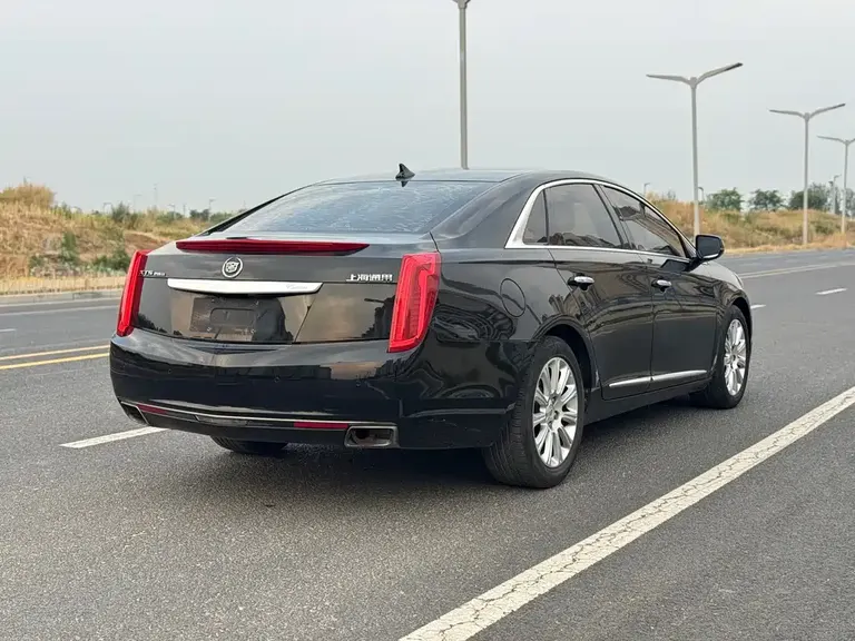 Cadillac XTS 28 T Elite