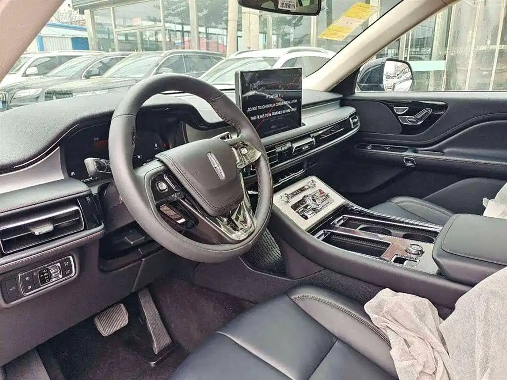 Aviator 3.0 T V6 2 WD Premium Joy