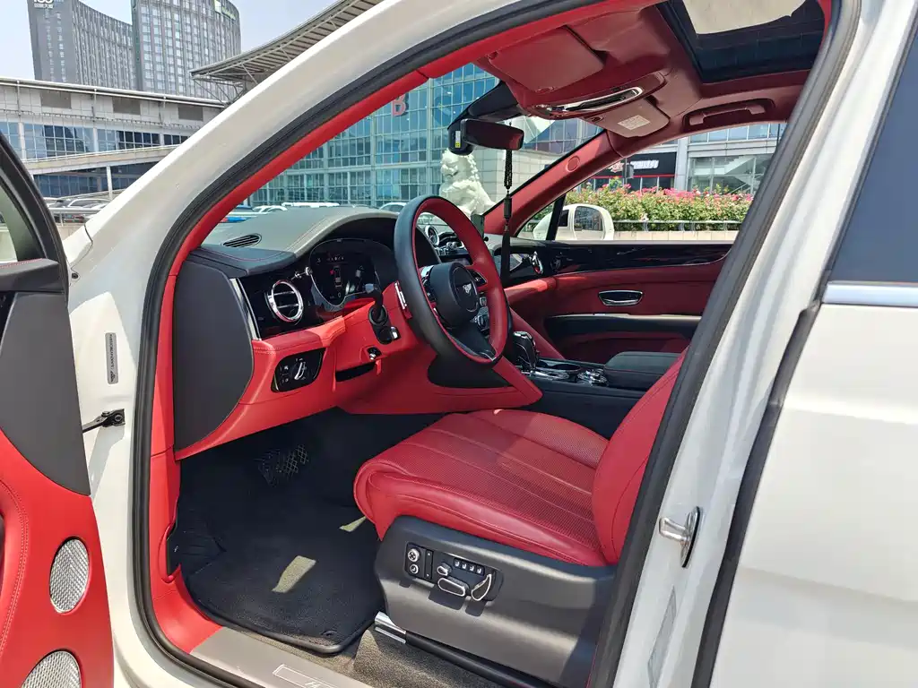 Bentayga PHEV 3.0 T PHEV