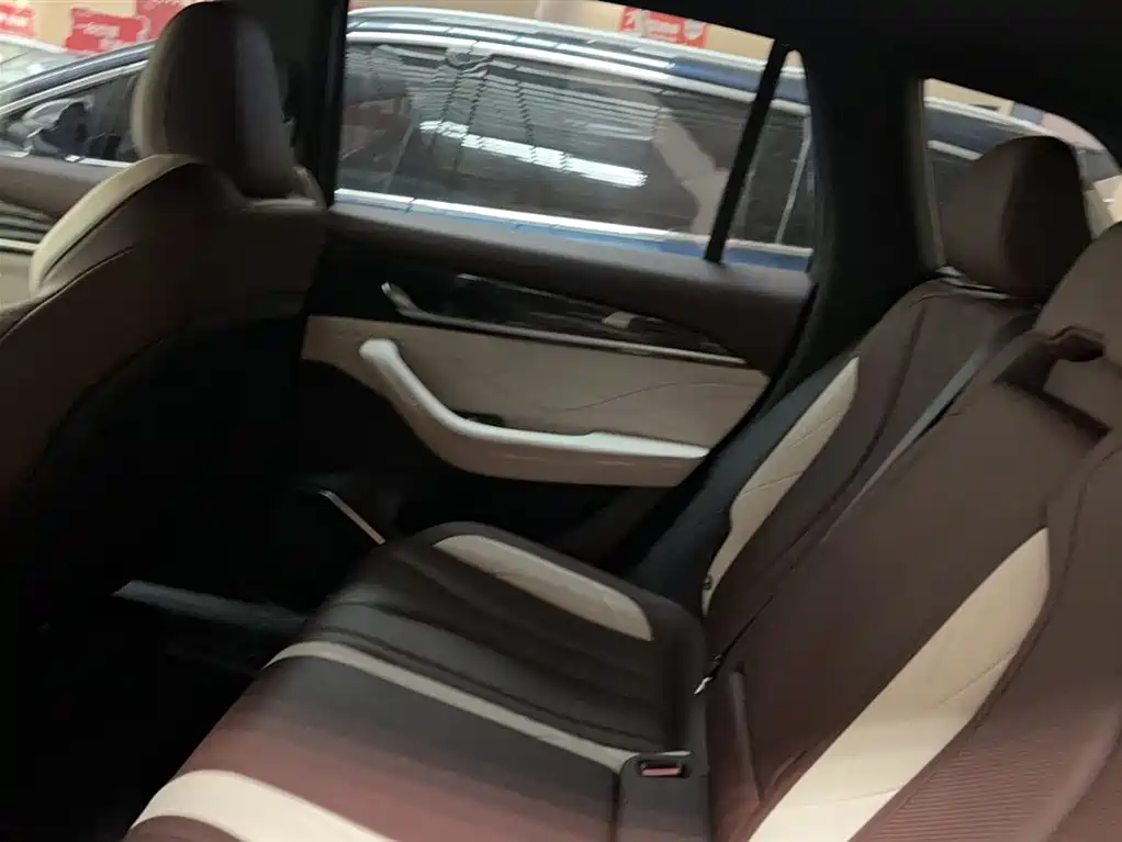 Xingyue L 2.0 TD DCT EVO 2 WD Distinguished