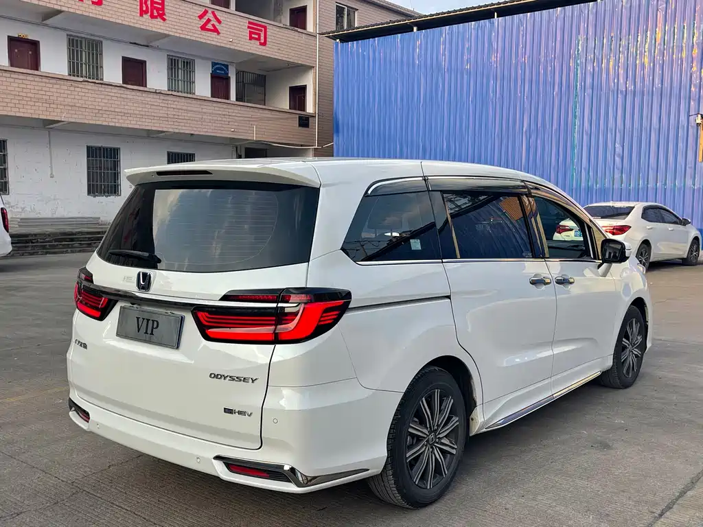 Odyssey 2.0 L e:HEV Sharp· Leading Enjoyment