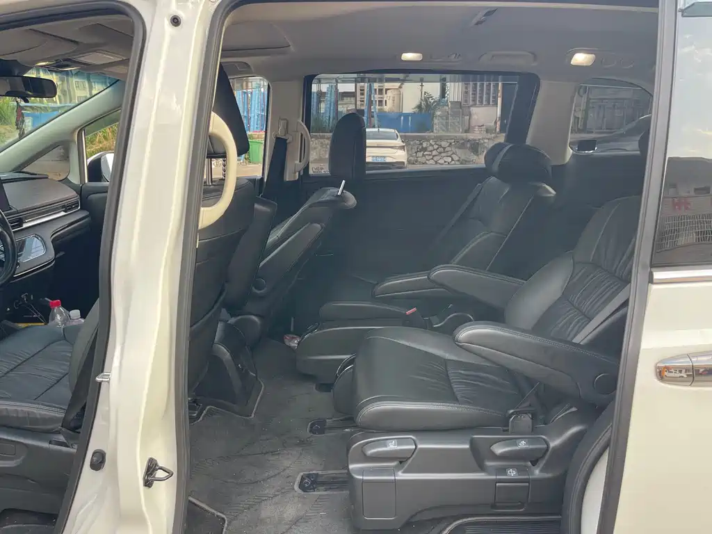 Odyssey 2.0 L e:HEV Sharp· Leading Enjoyment