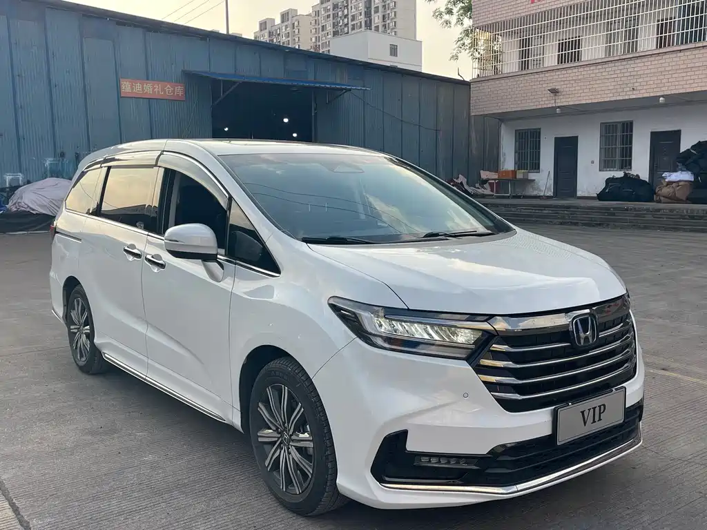 Odyssey 2.0 L e:HEV Sharp· Leading Enjoyment