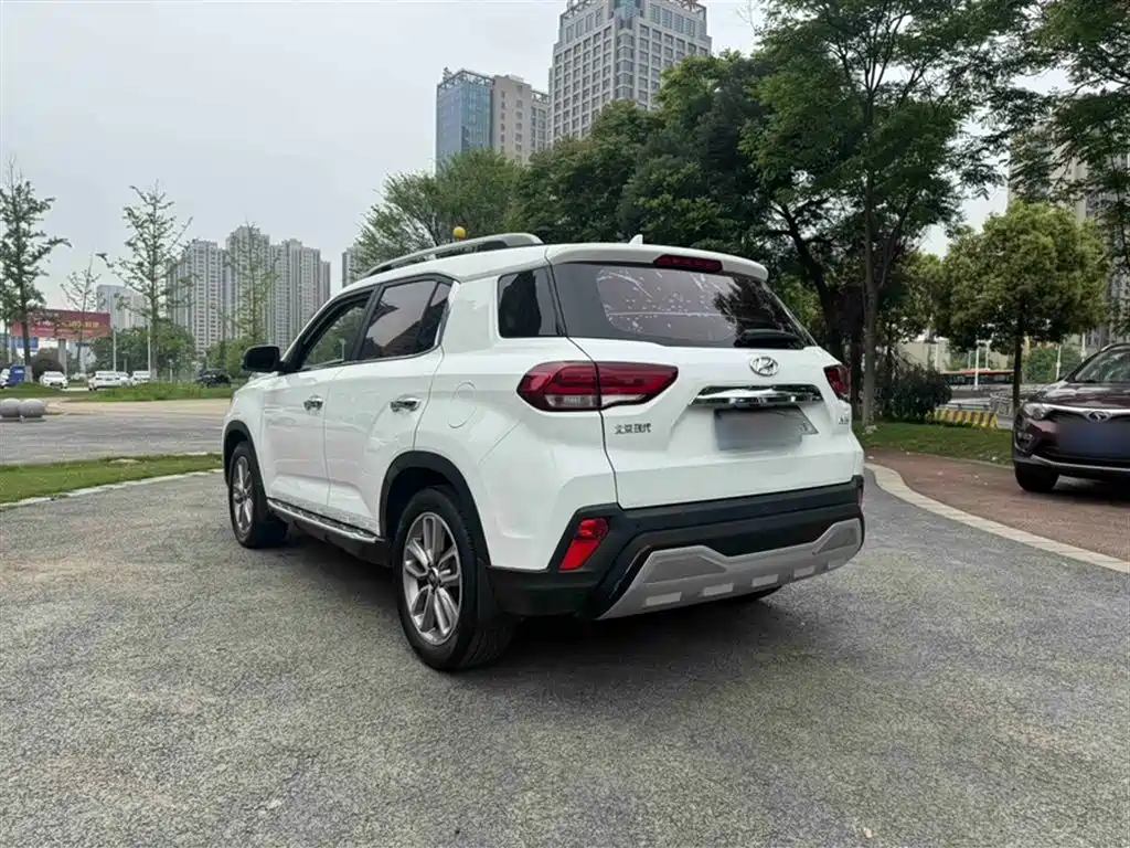 Hyundai ix35 2.0 L Auto 2 WD Brave · Smooth Enjoyment