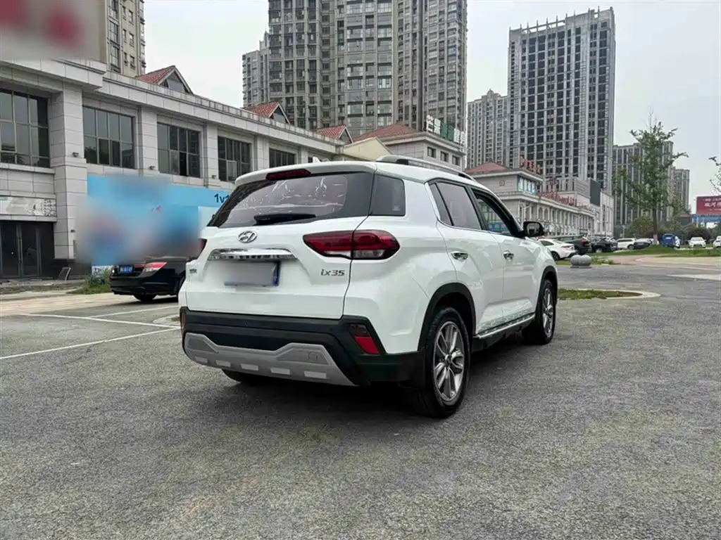 Hyundai ix35 2.0 L Auto 2 WD Brave · Smooth Enjoyment