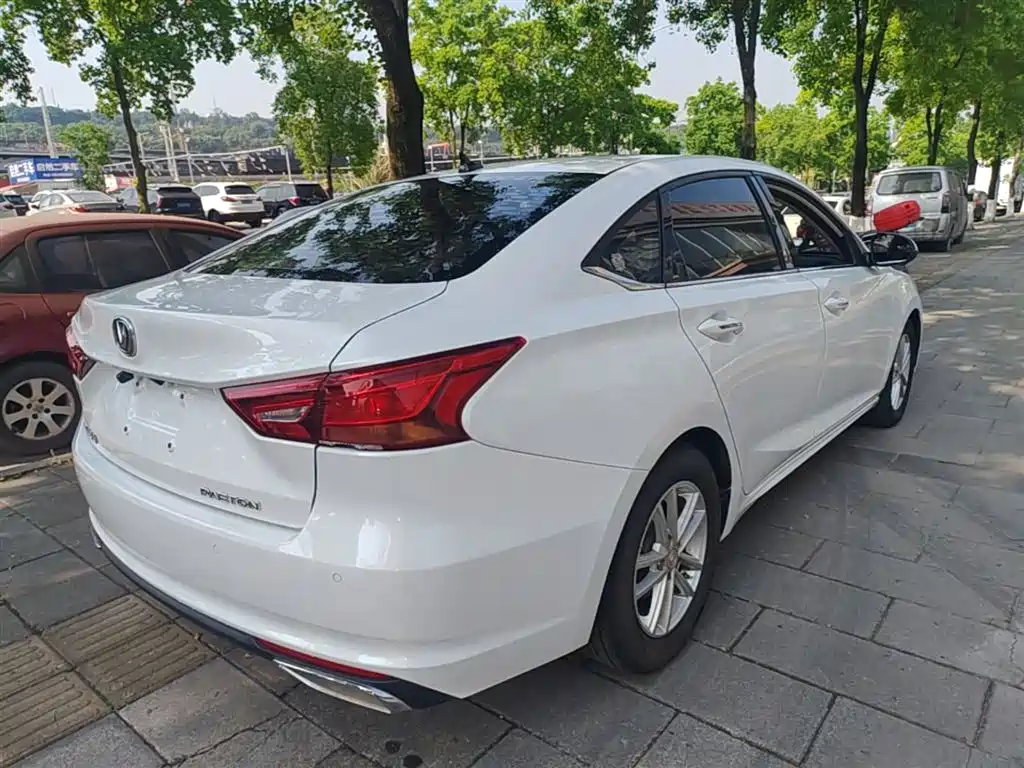 Ruicheng CC 1.5 T Auto Dazzle Sharp