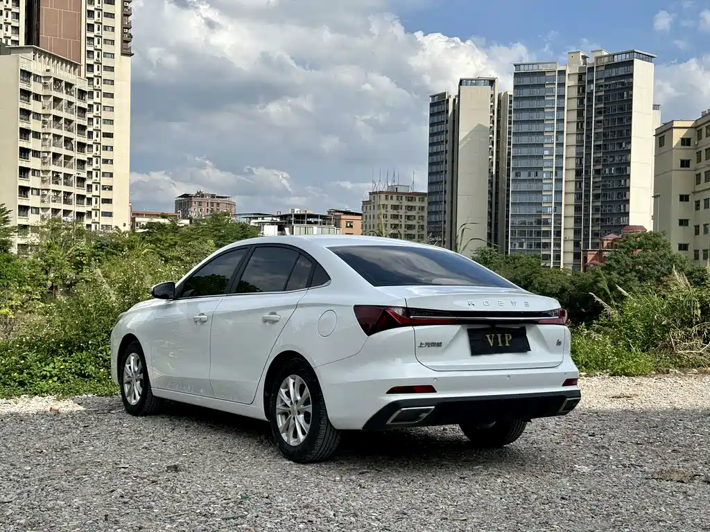 Roewe i5 1.5 L CVT Luxury