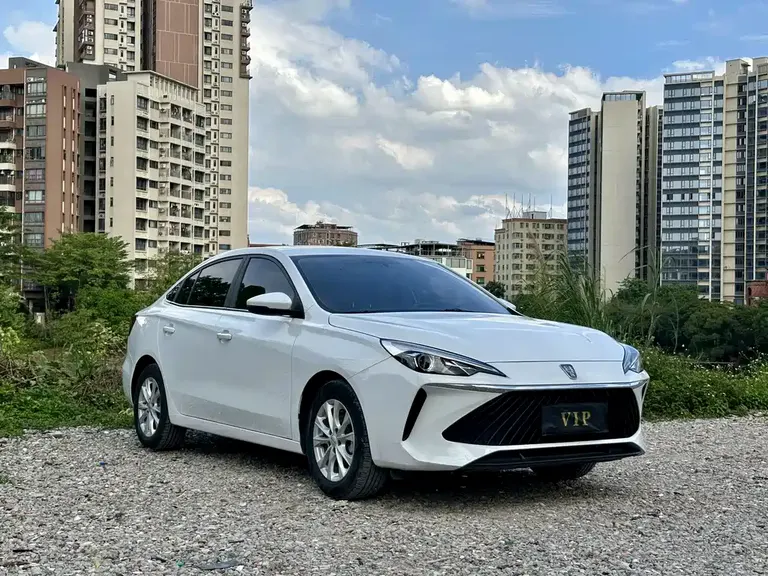 Roewe i5 1.5 L CVT Luxury