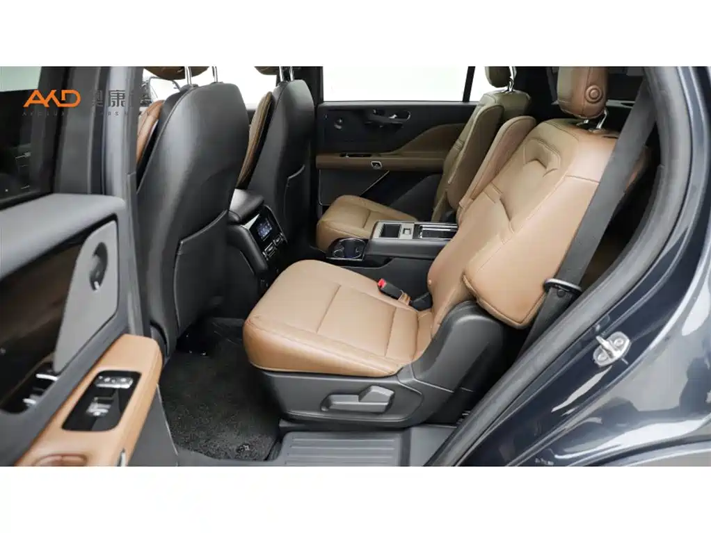 Aviator 飞行家2020款 3.0 T V6 四驱尊雅版