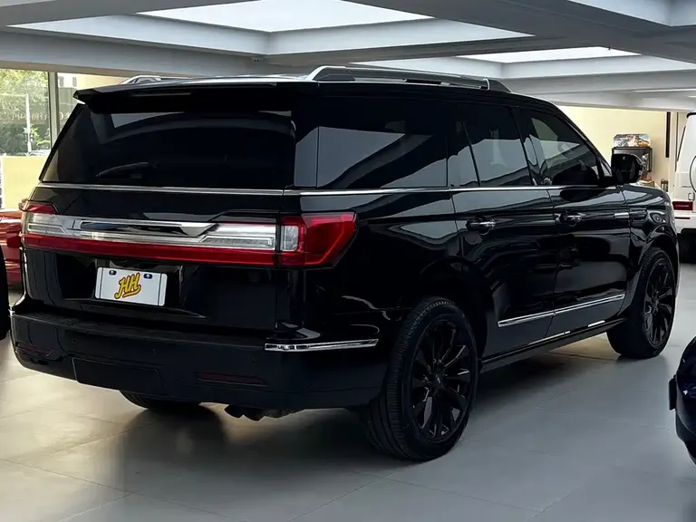 Lincoln Navigator 3.5 T Honor Shine CN-VI