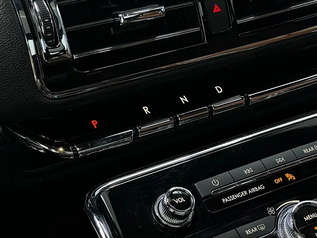 Navigator 3.5 T Honor Shine CN-VI