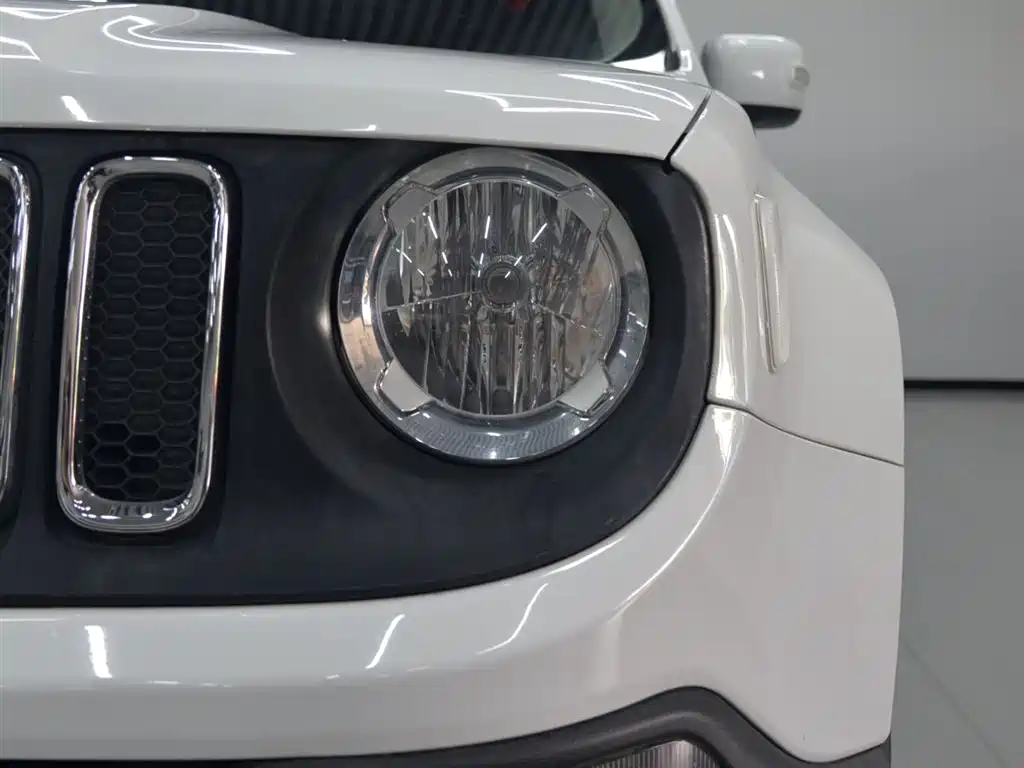 Renegade Connected Large Screen 180 T Auto Power Energy