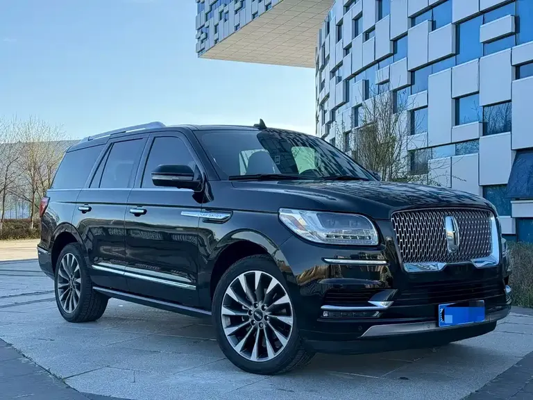 Lincoln Navigator 3.5 T Honor Shine CN-V