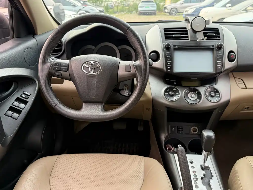 RAV4 RAV4荣放 2013款 特享版 2.0 L 自动精英