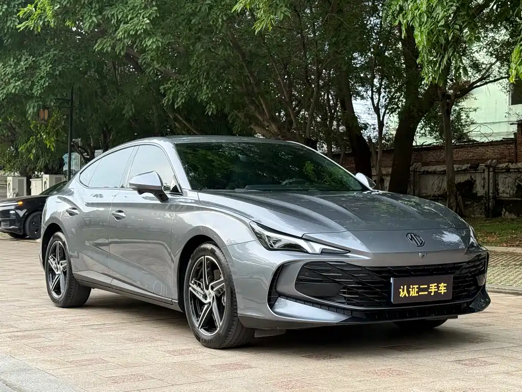 MG7 1.5 T 300 DCT Luxury