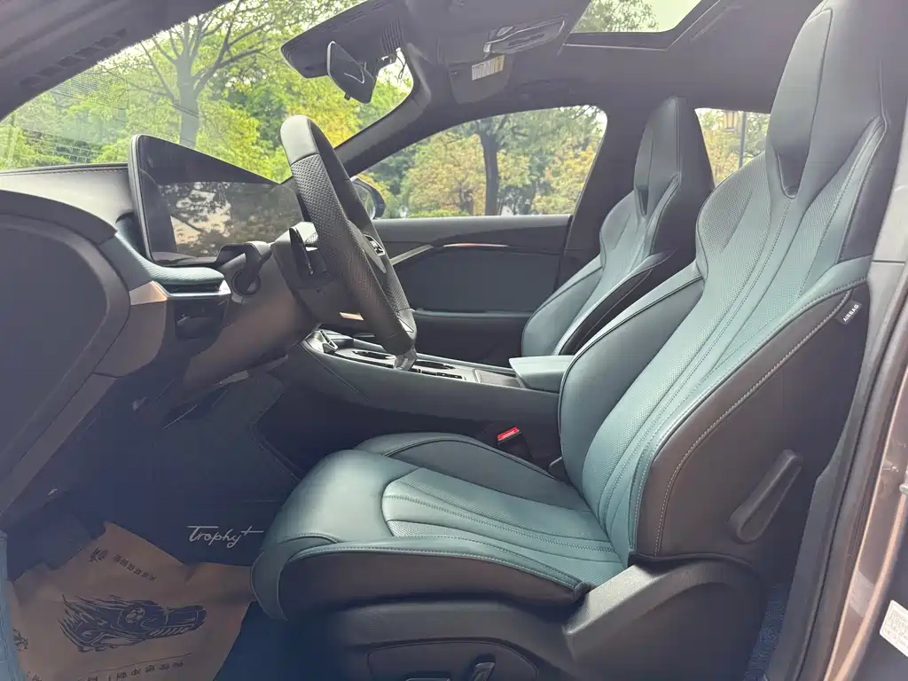 MG7 1.5 T 300 DCT Luxury