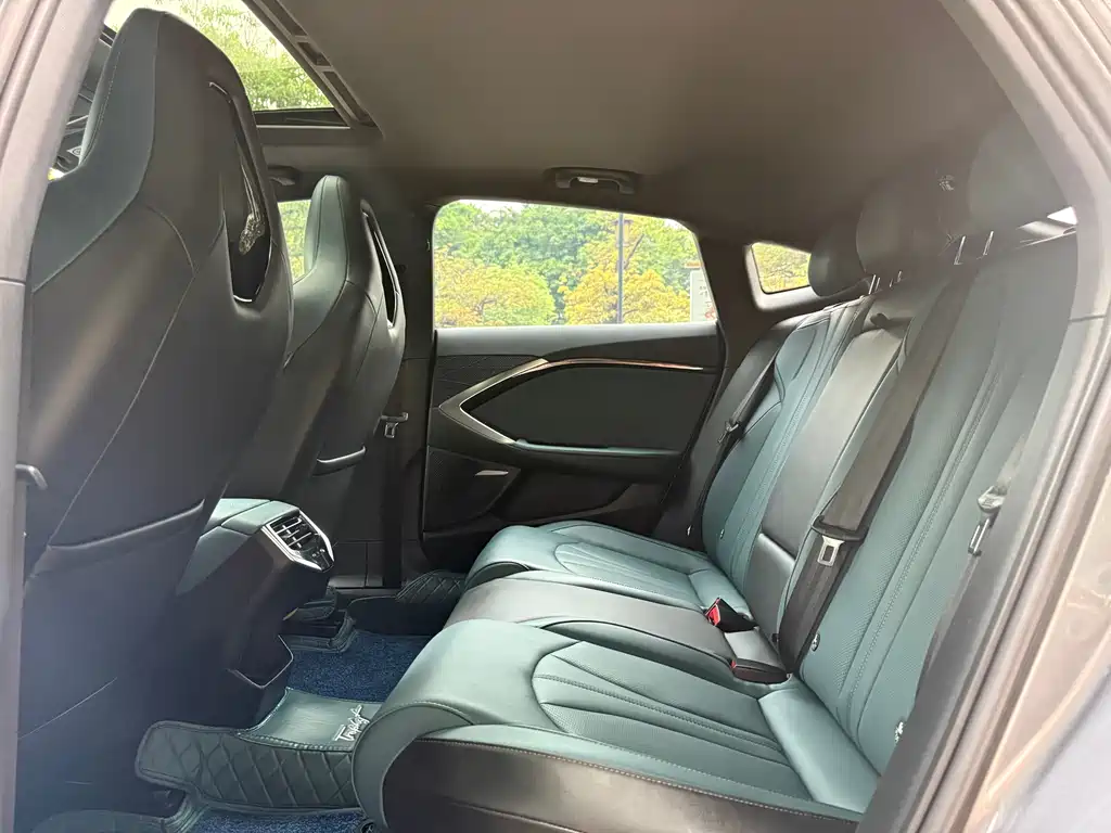MG7 1.5 T 300 DCT Luxury