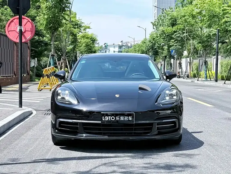 Porsche Panamera Panamera 4 Executive Extended 3.0 T
