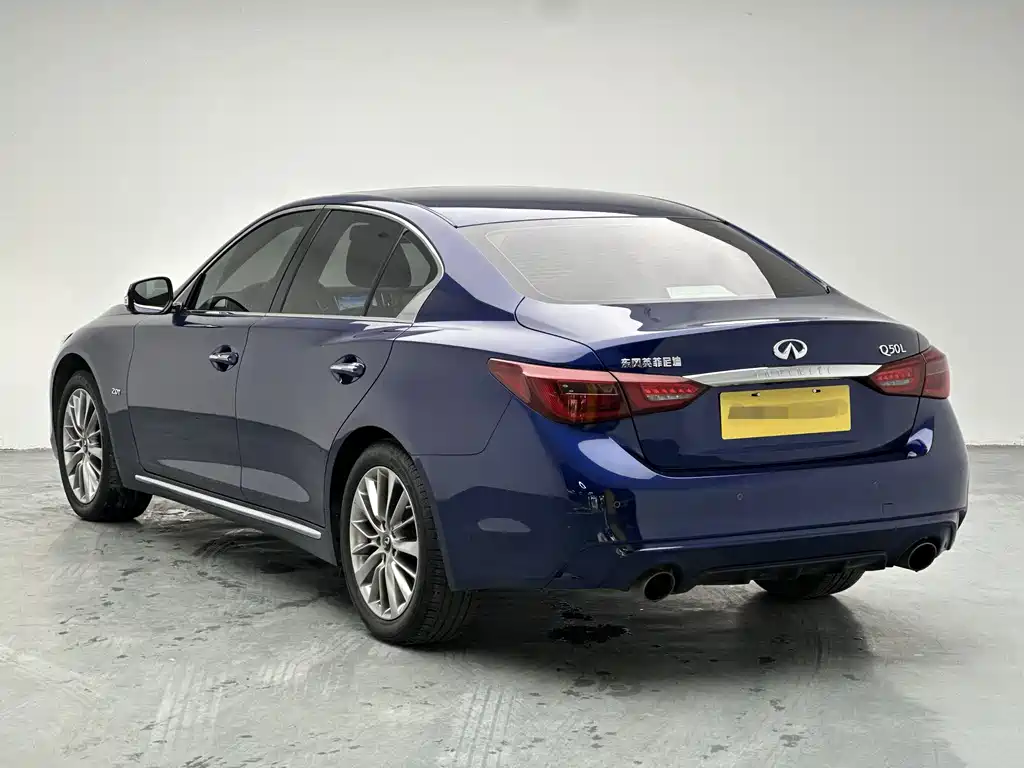 Infiniti Q50 L 2.0 T Progressive Enjoyment CN-VI