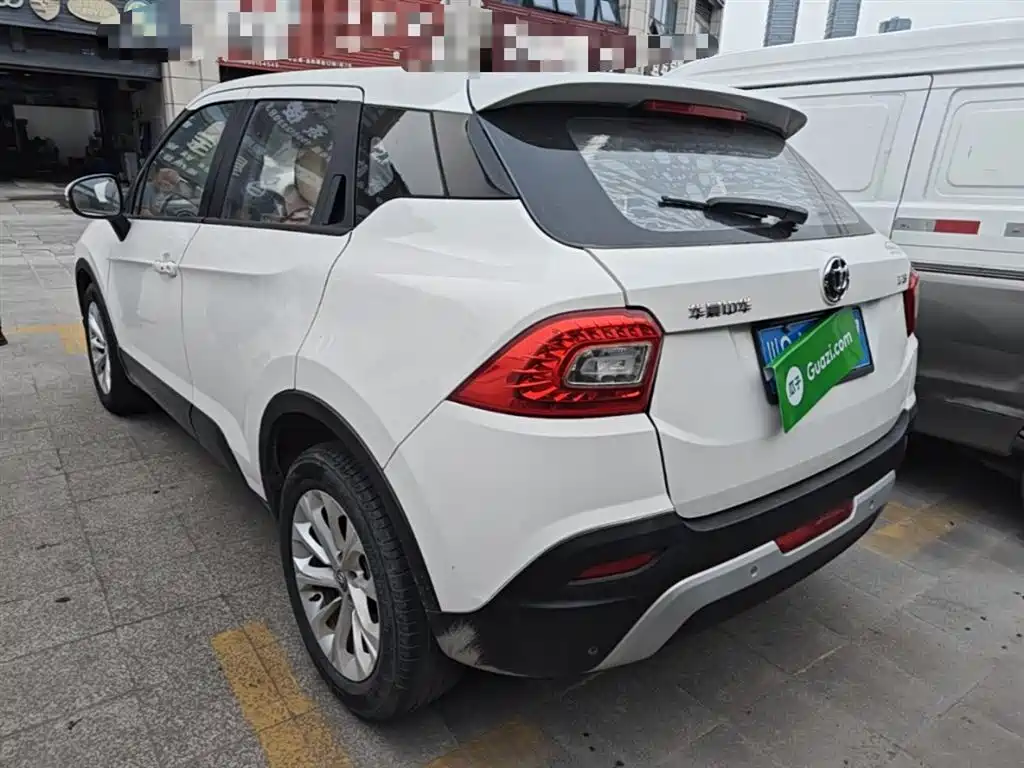 Brilliance V3 1.5 L Auto Intelligent