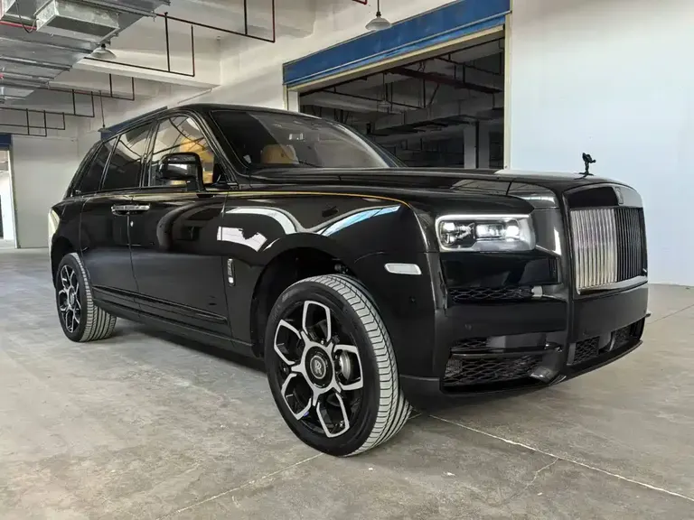 Rolls-Royce Cullinan Black Badge