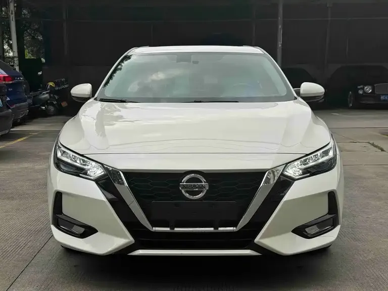 Nissan Sylphy 1.6 L XL CVT Joy