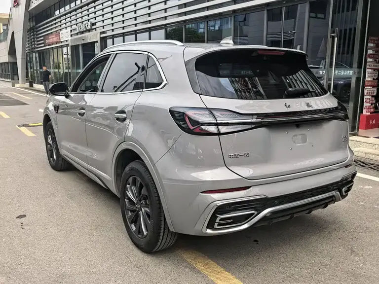 Hongqi HS5 2.0 T Flagship Enjoyment Pro