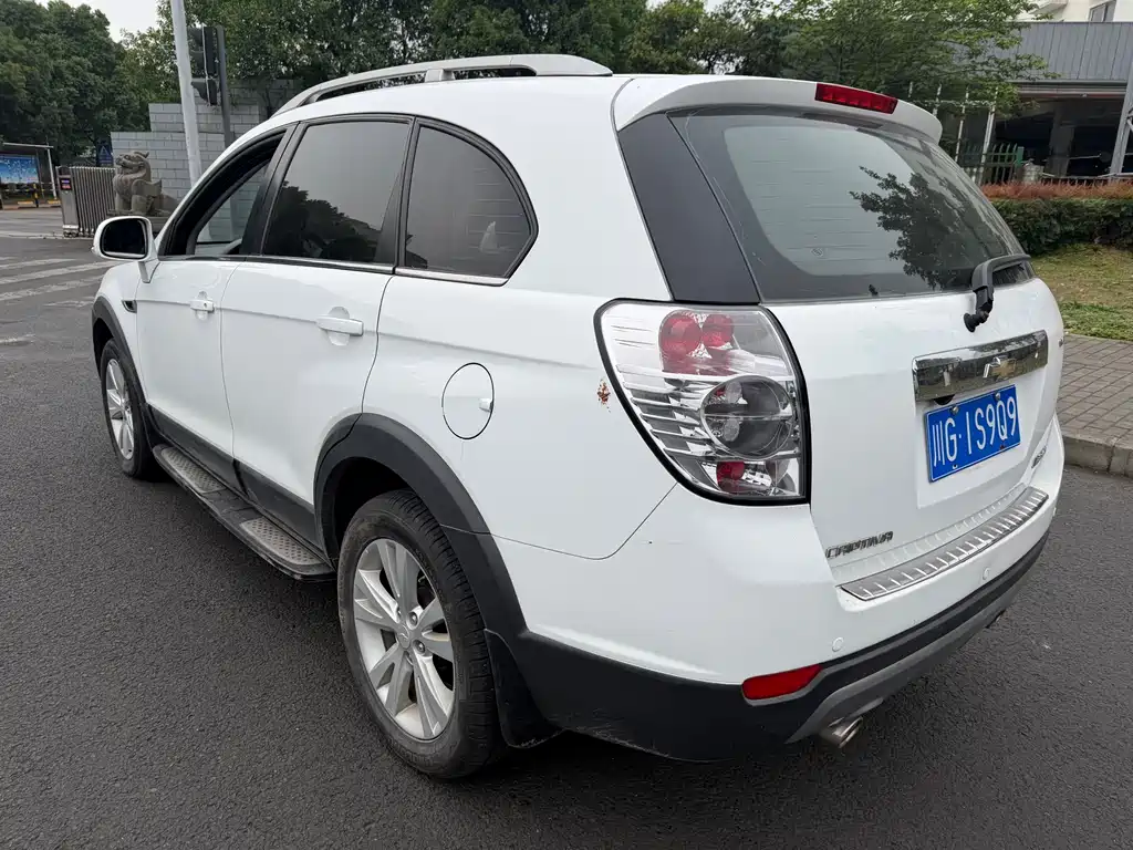 Captiva 2.4 L 4 WD Flagship 7-seat