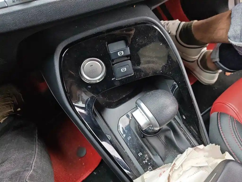 Haval H2 s 哈弗H2 s 2018款 红标 1.5 T 双离合智尚型