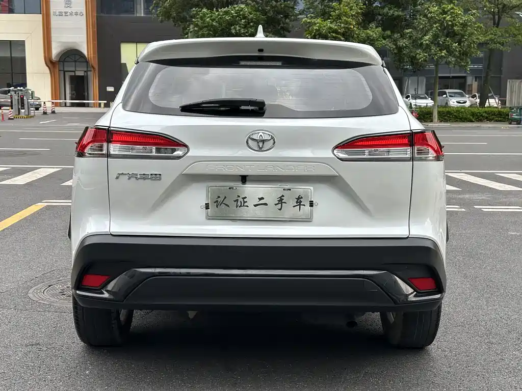 Frontlander 2.0 L CVT Leading