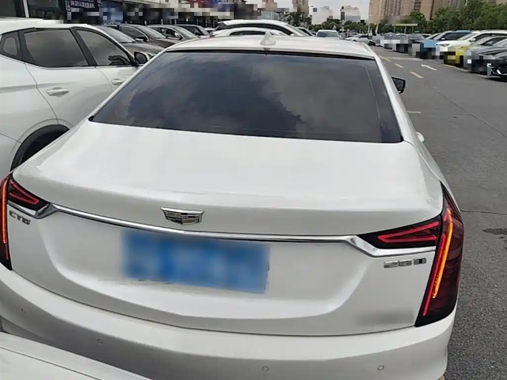 Cadillac CT6 28 T Fashion