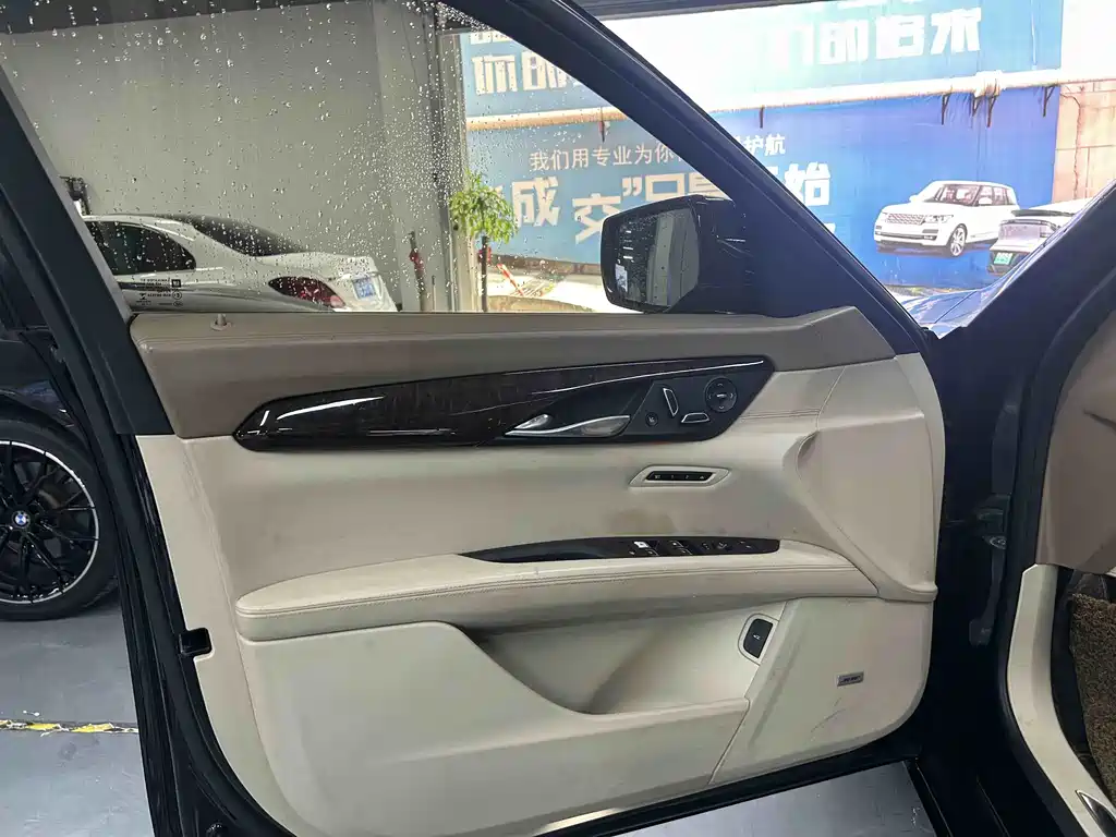 Cadillac CT6 28 T Platinum