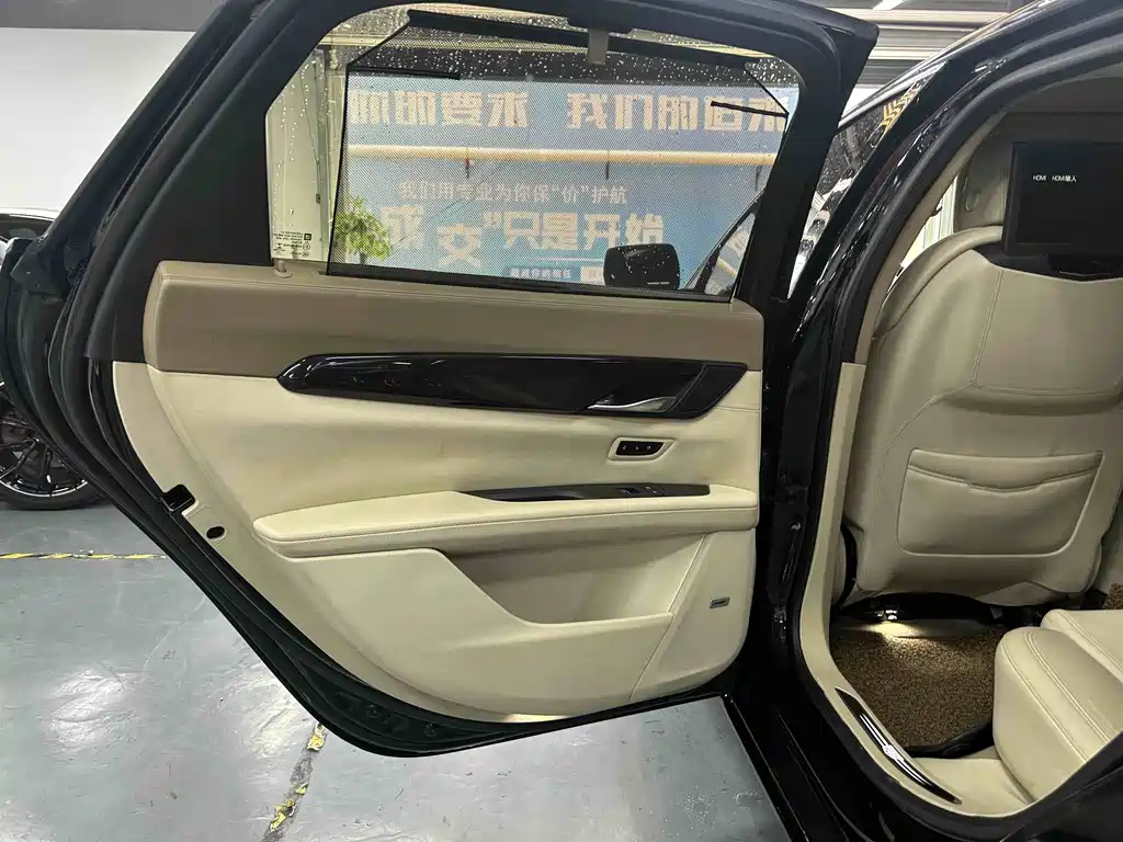 Cadillac CT6 28 T Platinum